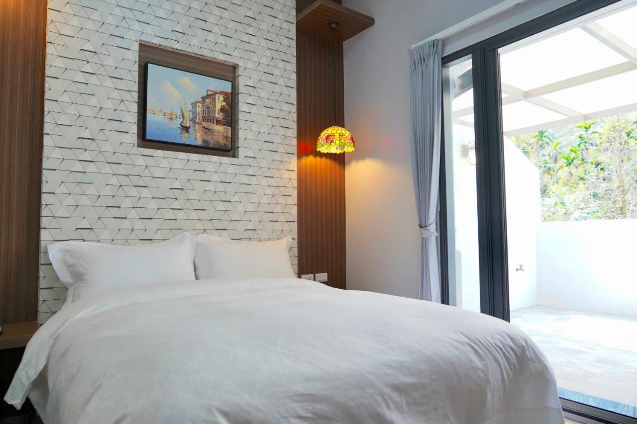 Mtny Hotel Чжушань Экстерьер фото